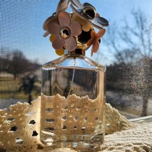 Marc Jacobs Daisy Eau So Fresh EDT Fragrance